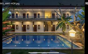 Cempaka Mas Guest House Canggu